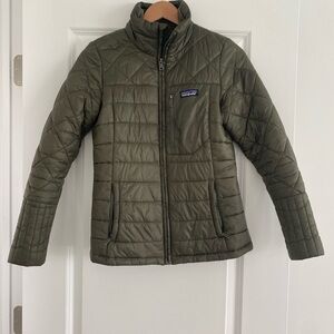 Patagonia Women's Olive Puffer Jacket Size XS